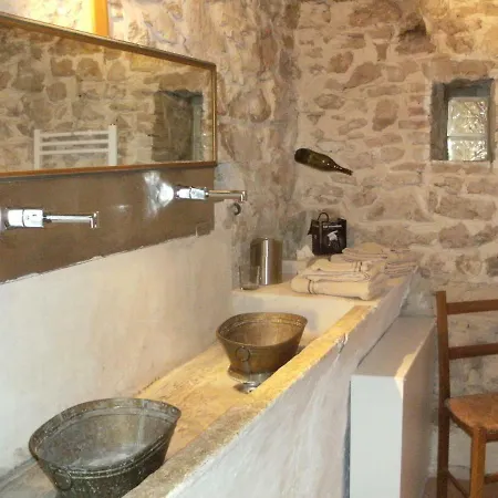 B&B Domaine Chanoine Rambert 3*
